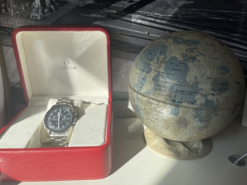 vos goodies MoonWatch Mdak