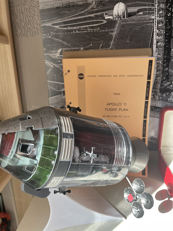 vos goodies MoonWatch Wsc5
