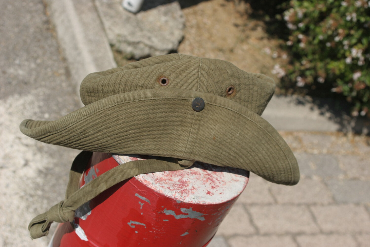 Plusieurs chapeaux de brousse français post 45 Ajgc