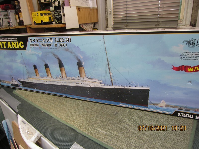 Titanic 1/200 Trumpeter Te59
