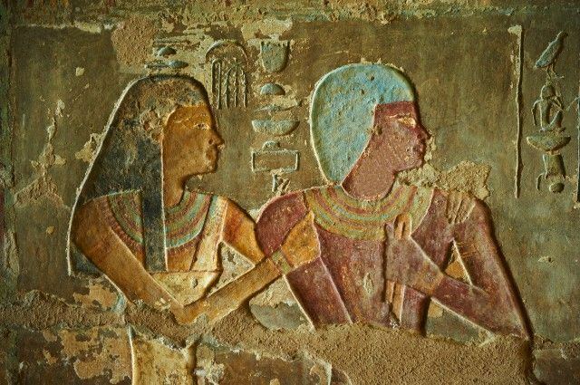 Exemple de bas-relief dans le creux - Tombe El-Kab