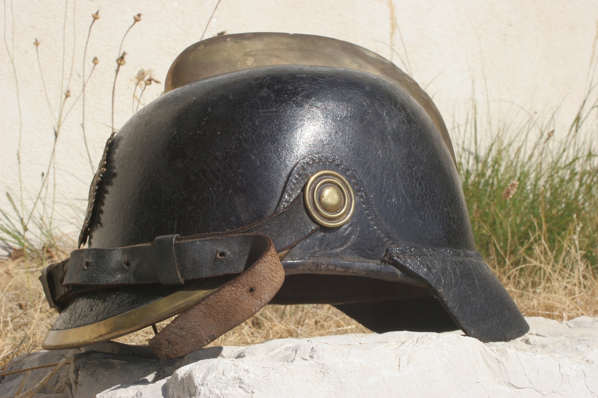 Casque pompier allemand pré 1918 Bra2