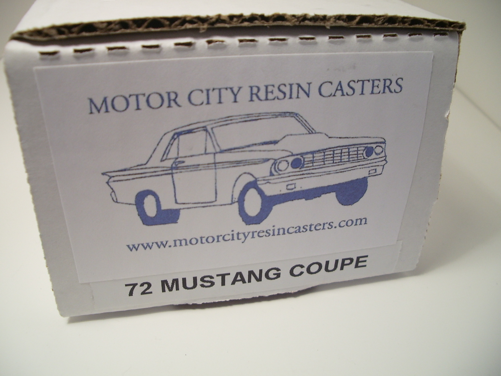 mustang GRANDE 1973 kit resine au 1/25 .  957d