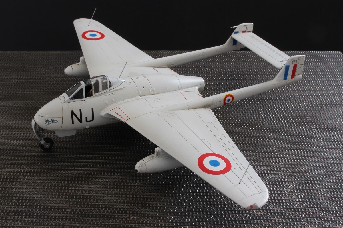 [Special Hobby] De Havilland Vampire Mk 1 - 1/72  Sdww