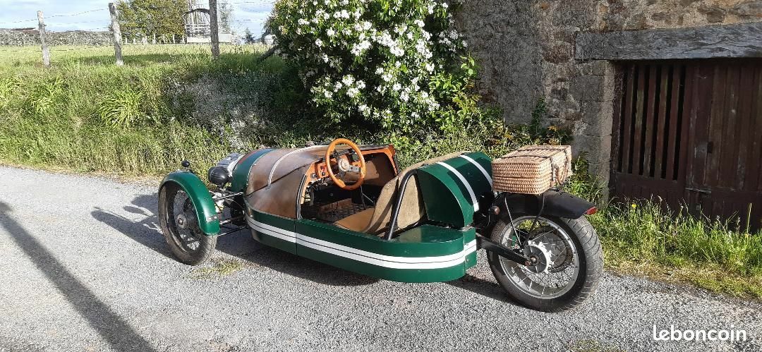 Tricycle harley 883  4900 euros Wrbq