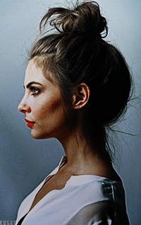 Willa Holland 7cll