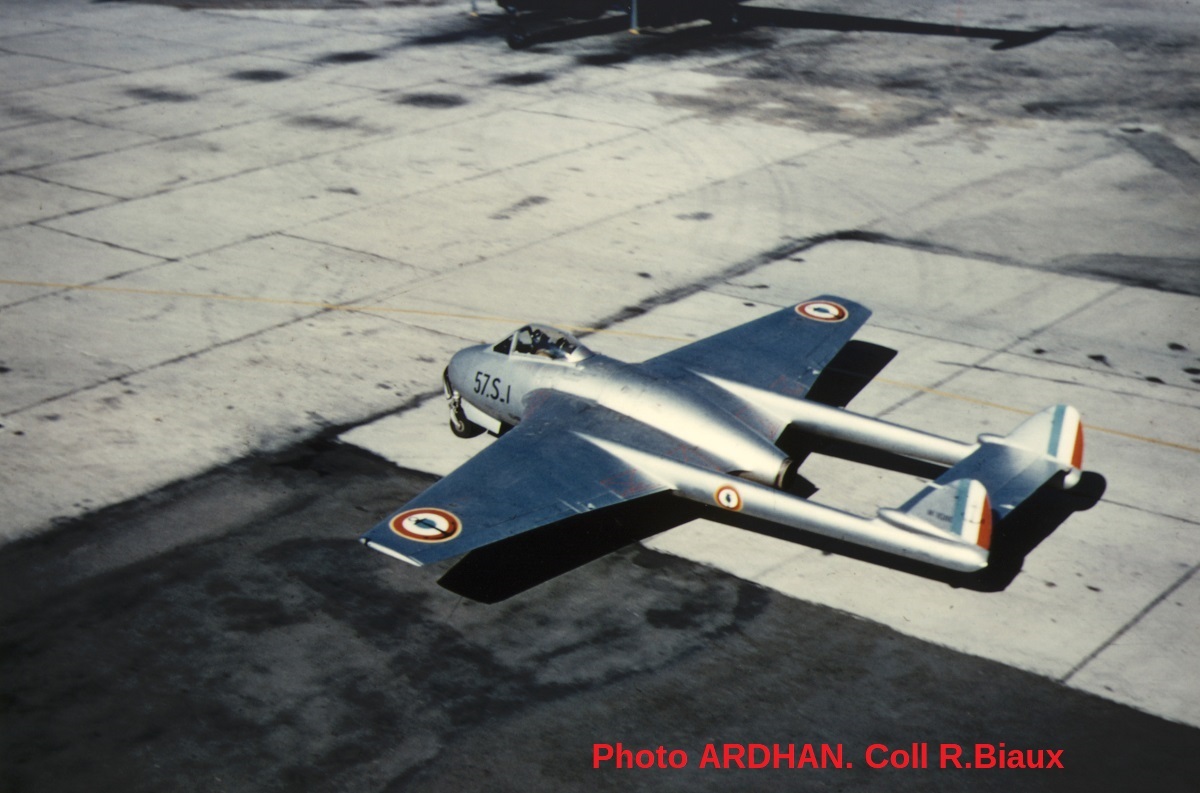 [Azur] De Havilland Vampire Mk 5 - 1/72  Smsy