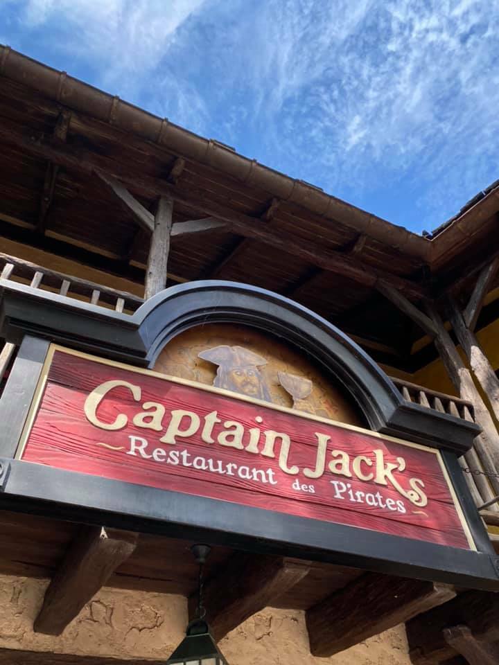 Captain Jack's - Le Restaurant des Pirates (ex- Blue Lagoon" (Disneyland Parc)  - Page 11 Xb24