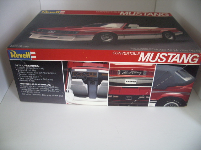 mustang convertible 1982 de chez revell au 1/25  Plha