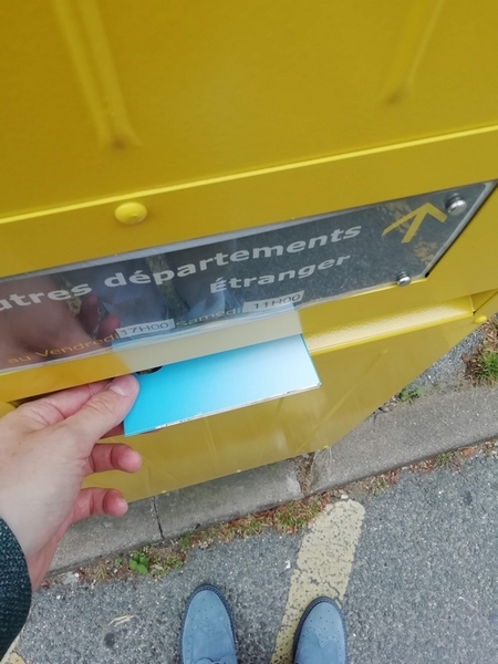 Le Forum cet été passe par la poste - Page 6 Z4er