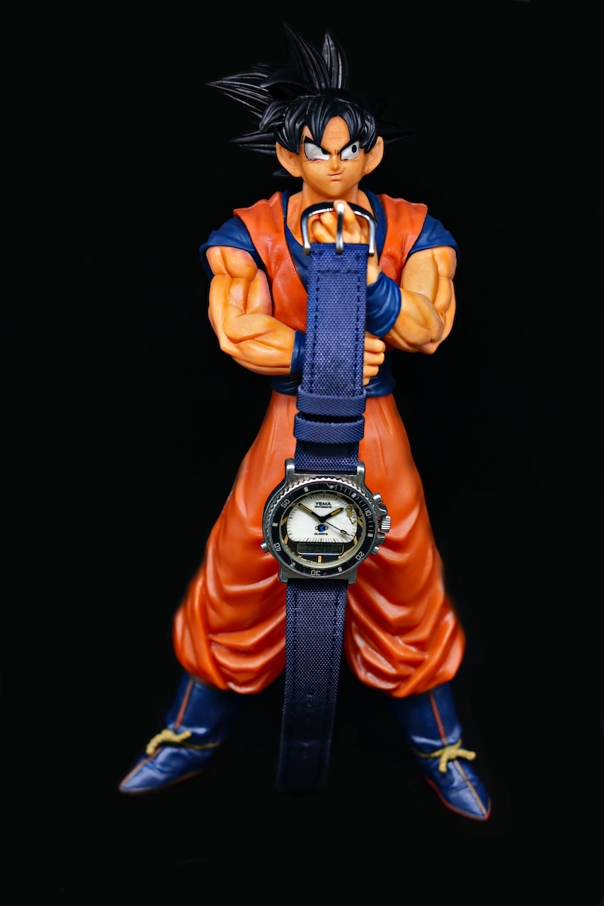 Des montres, des jouets, des figurines... (vol 3) - Page 9 5s27