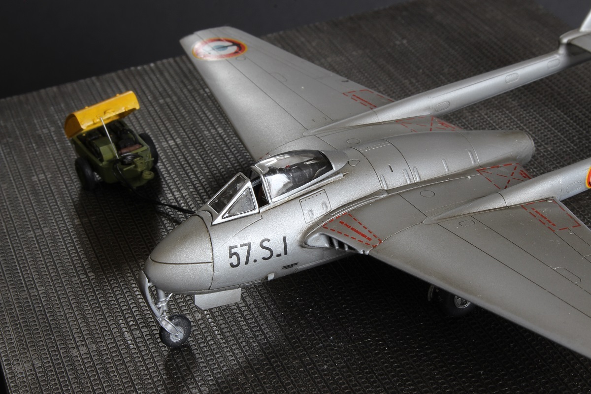 [Azur] De Havilland Vampire Mk 5 - 1/72  L4tx