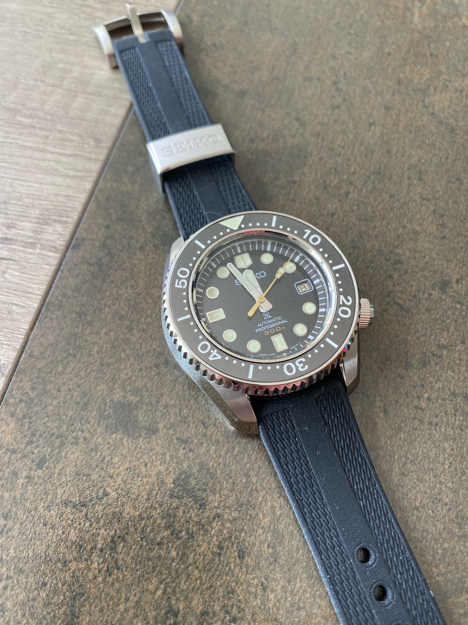MarineMaster 300 owner's club - tome XXXI - Page 8 M76c