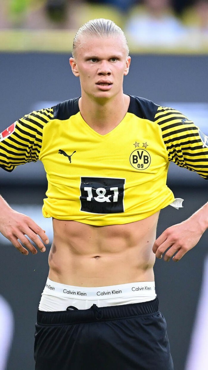 Footballers In Underwear ERLING HAALAND