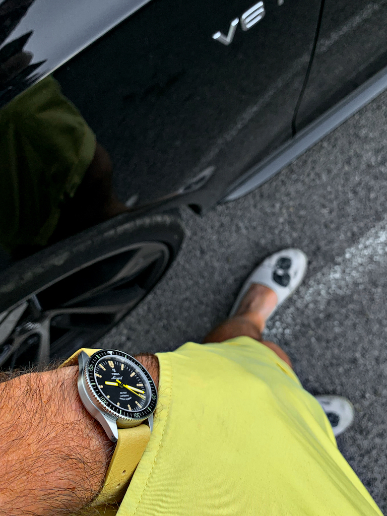Le wrist-pocket-shoe wear topic multi-marques [tome V] - Page 27 Oj19