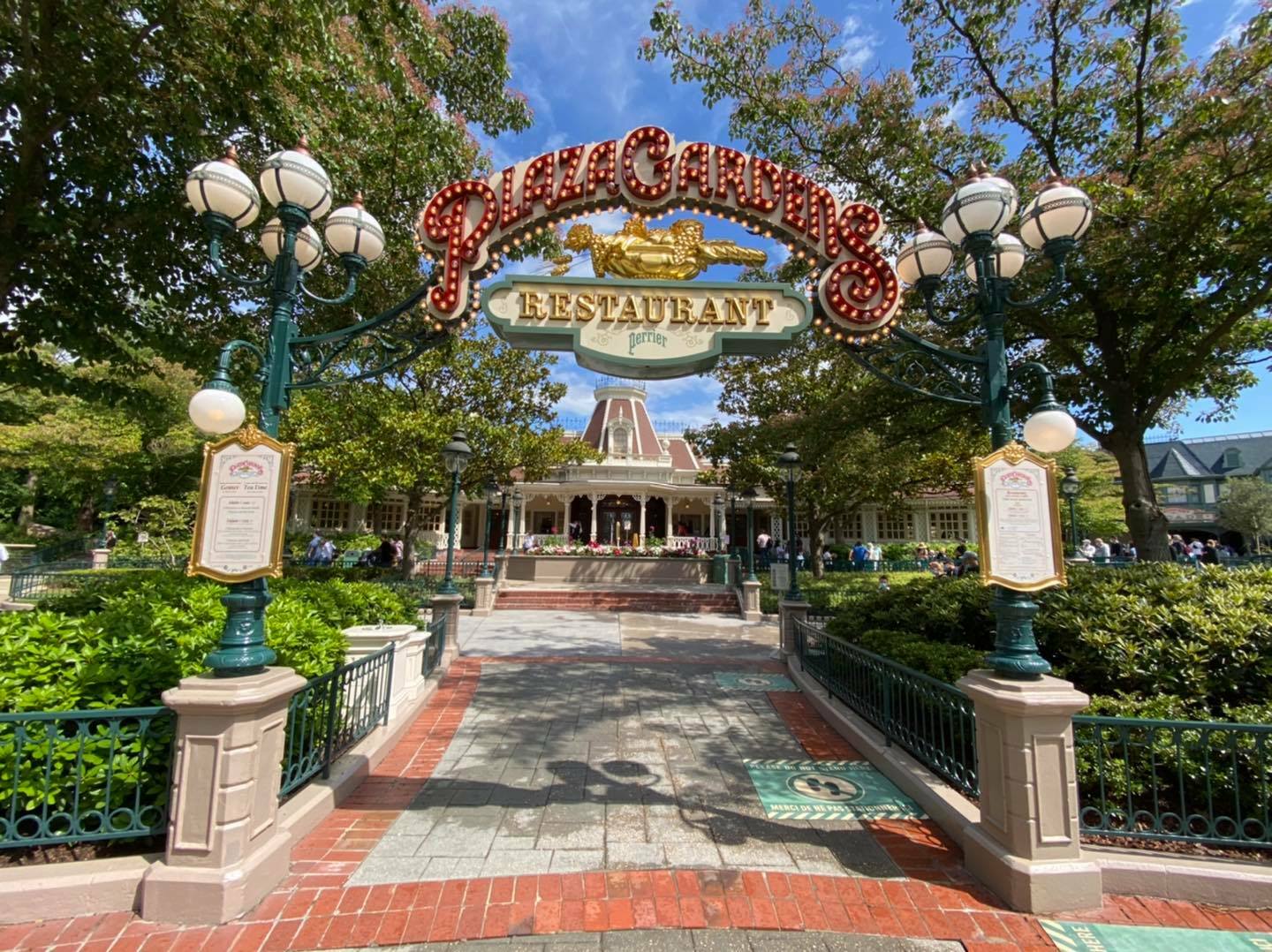 Plaza Gardens Restaurant (Disneyland Parc) - Page 10 X9m7