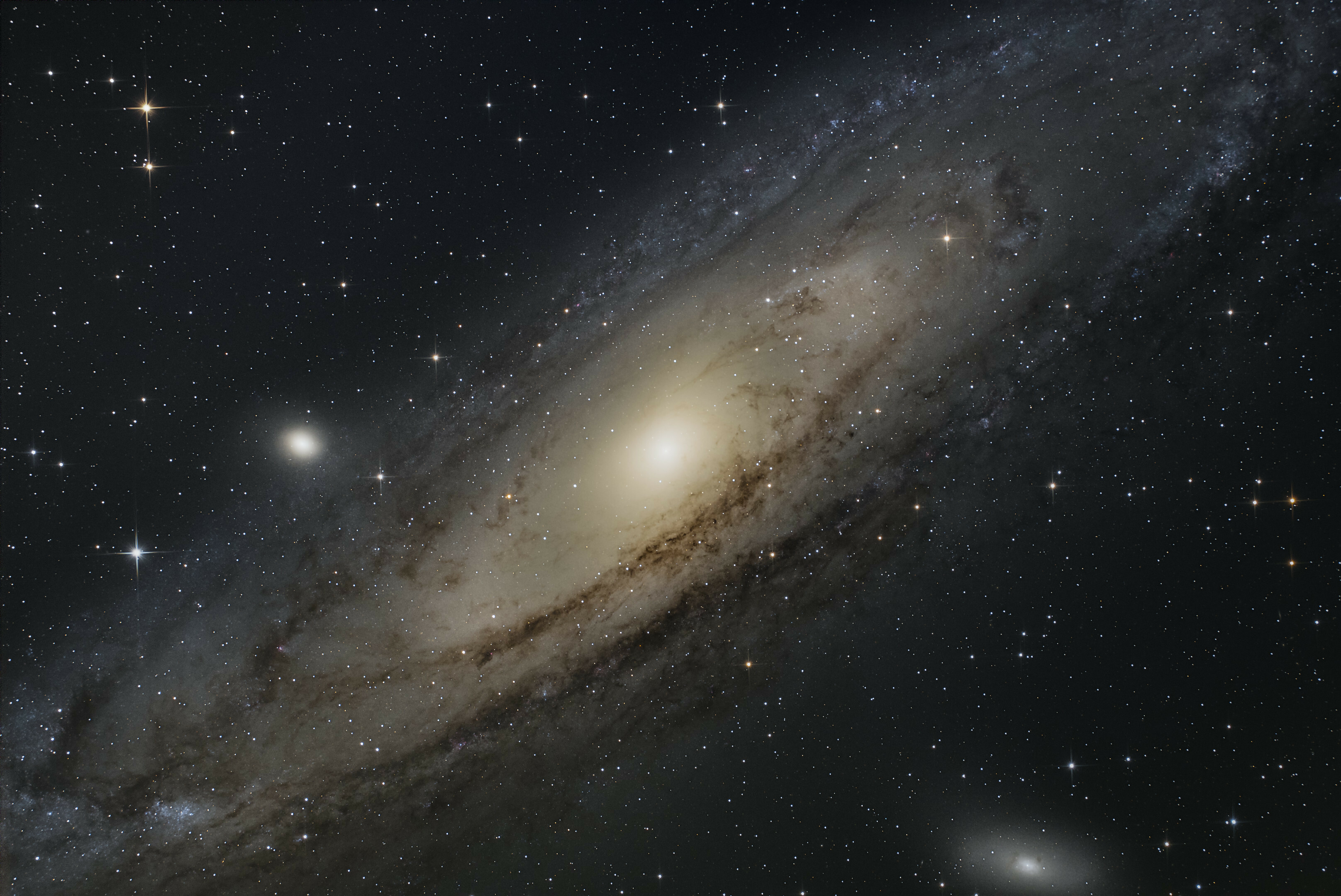 M31 - La galaxie d'Andromède 8yiu