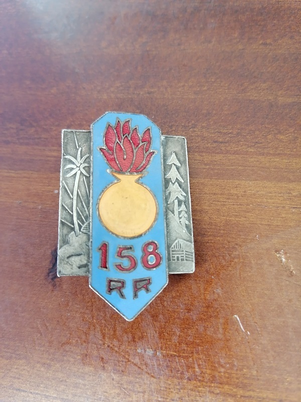 insigne du 158 régiment régional (terminé sur échange) N5id