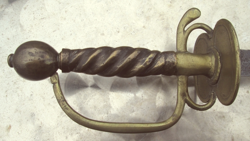 Épée française de type "mousquetaire" du début du 18ème siècle 774c