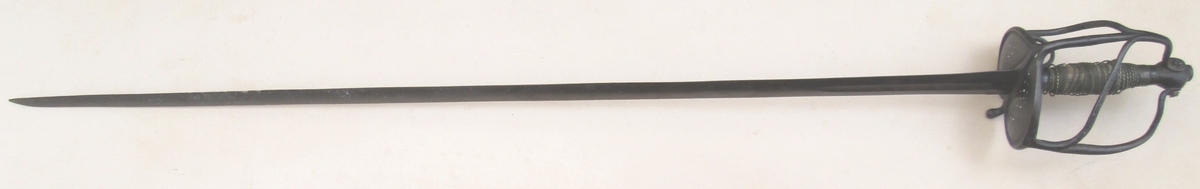 Le sabre de 1730 pour cavaliers L6j2
