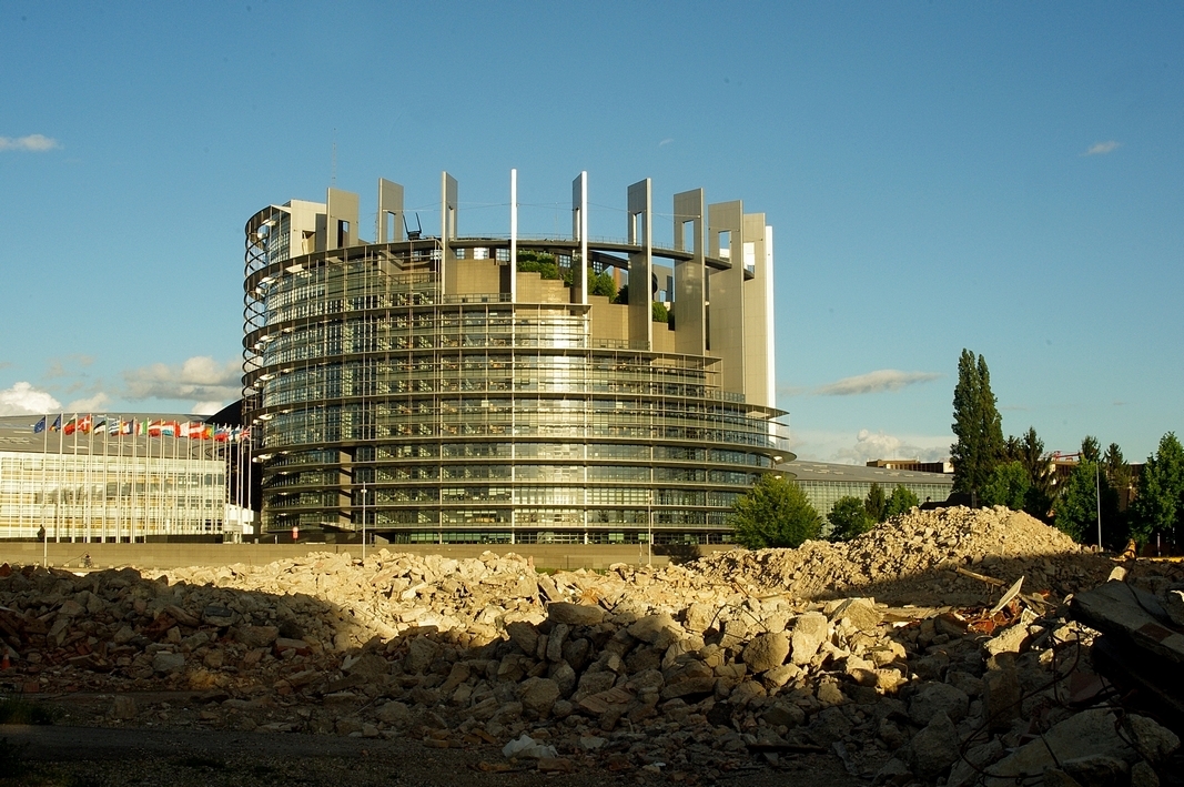 Parlement Européen de Strasbourg comme vous ne le verrez plus. Zyqa