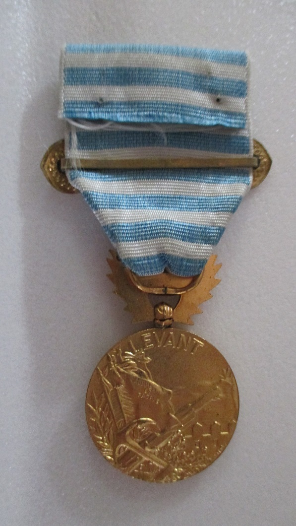  Médaille du Levant .... 4rlu