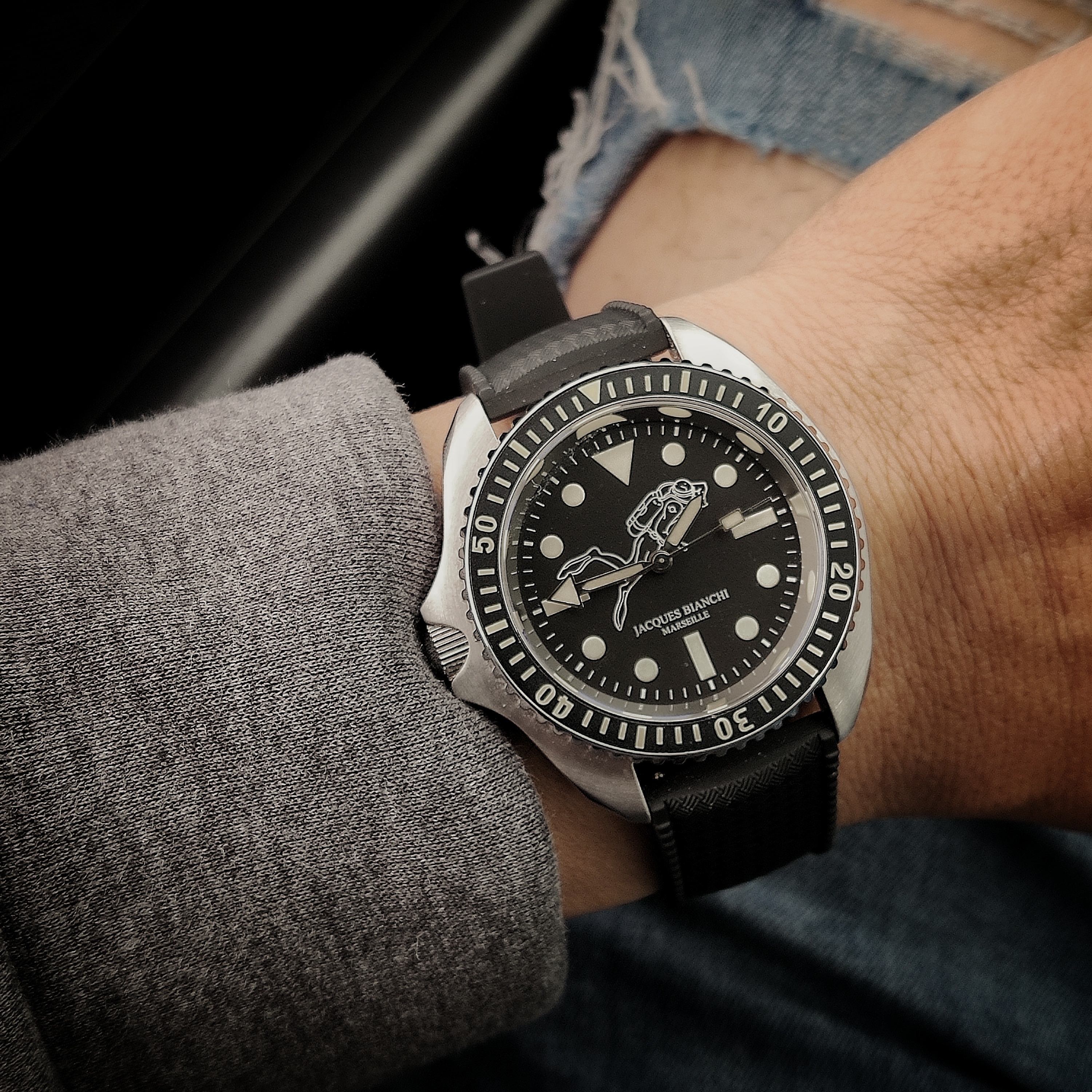 Nouveauté : la renaissance de Jacques Bianchi - Page 14 L6iy