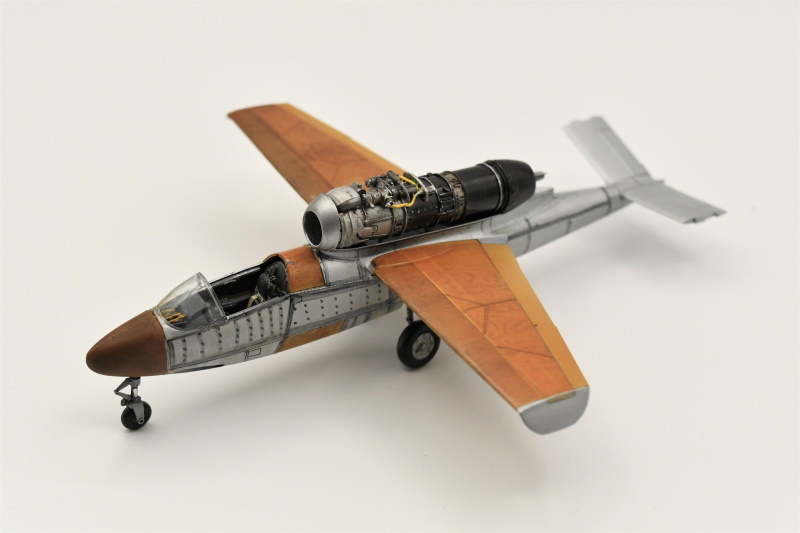 [Tamiya] 1/48 - Heinkel He 162 Salamander  (he162) 9xka