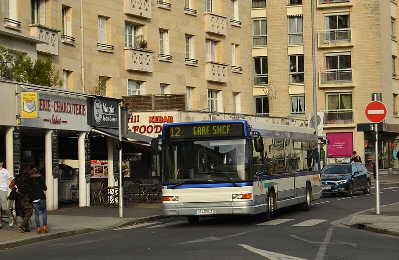 [Sujet unique] Photos actuelles des bus et trams Twisto - Page 16 V7yq