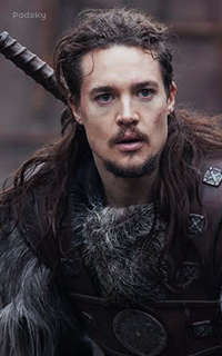 Alexander Dreymon Fa20