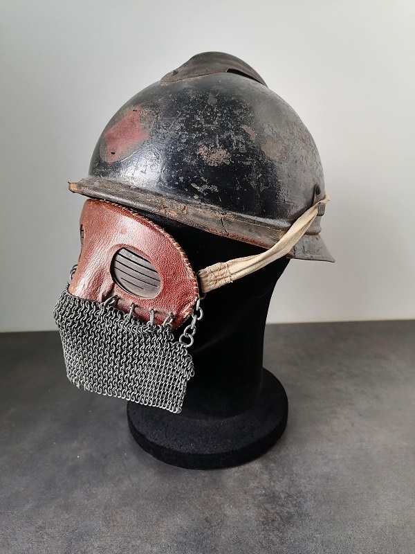 ensemble casque Artillerie spéciale d'une 3° batterie et masque de protection faciale WWI - terminéeC - 2 4tmq