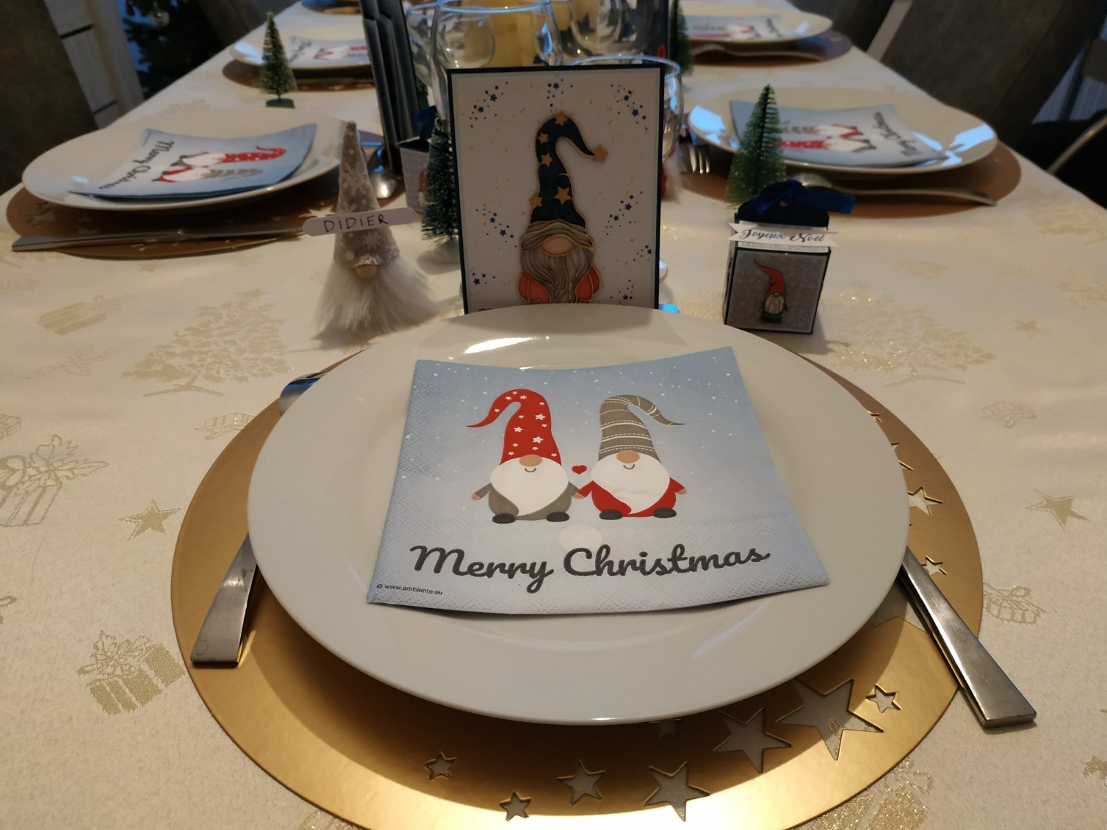 Ma table de Noël  Jgev