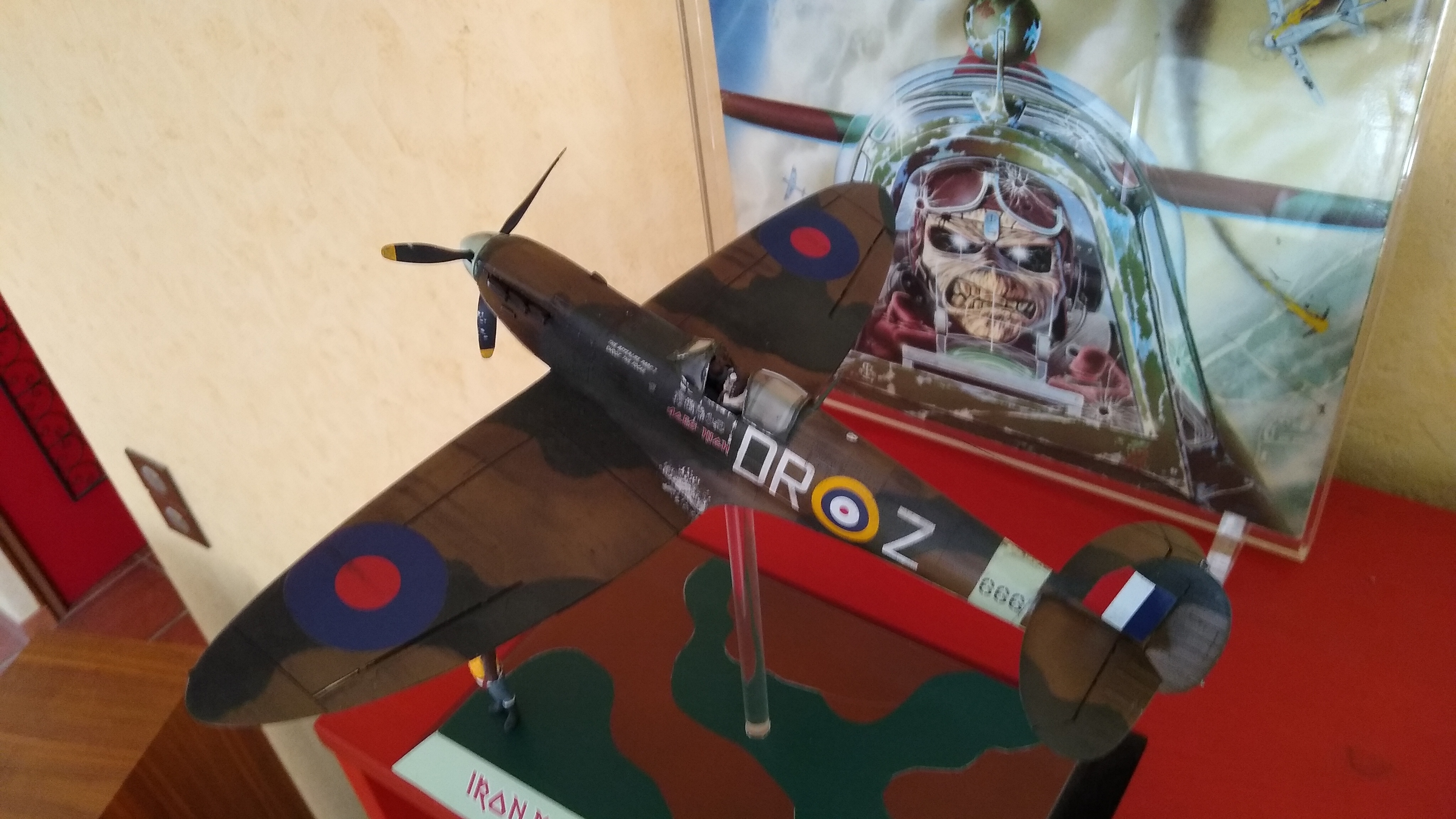 Spitfire Mk2 Iron Maiden "Aces High" Imw8