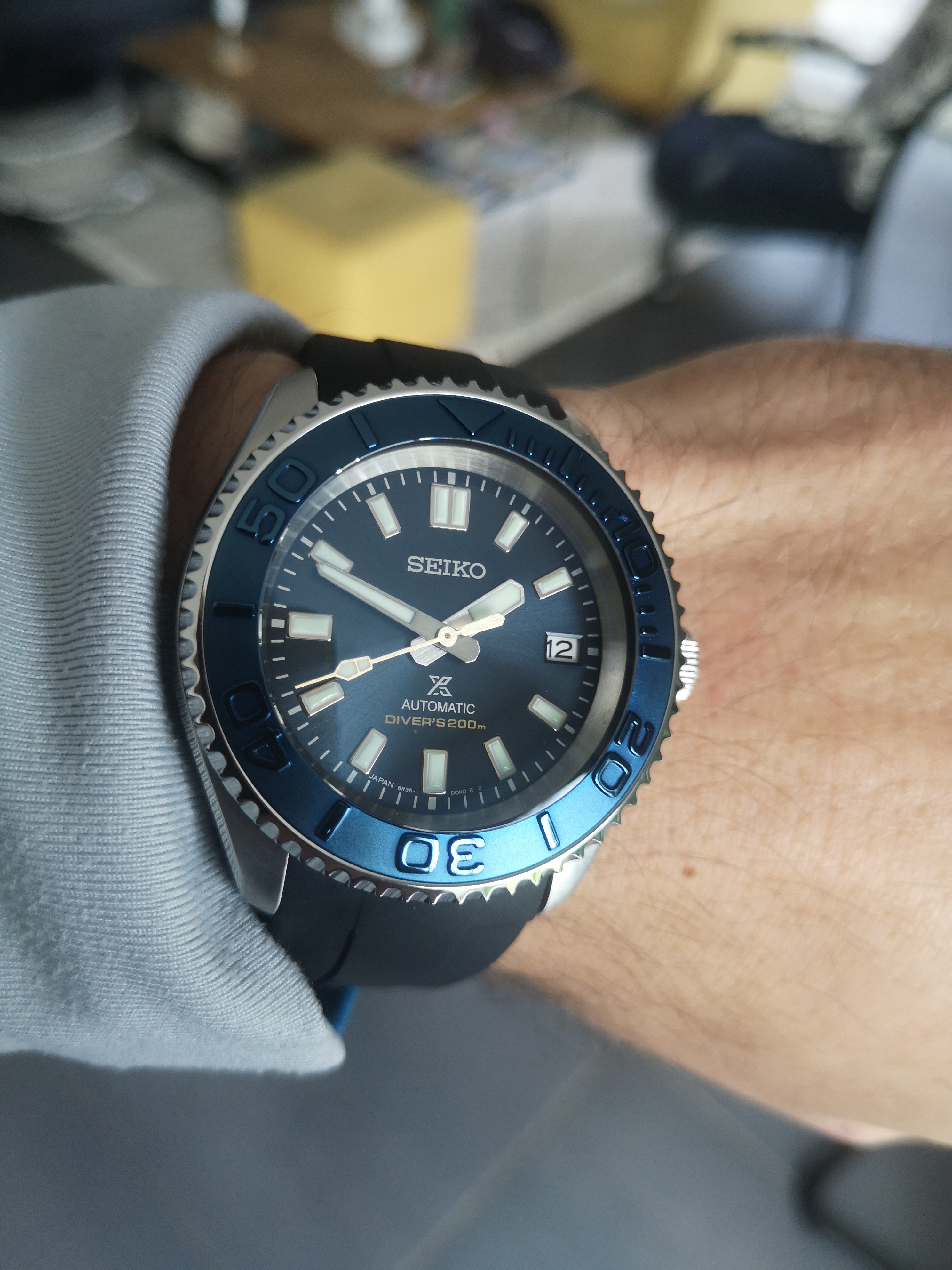 SUJET UNIQUE - Custom Seiko [tome 9] - Page 33 Iq3w