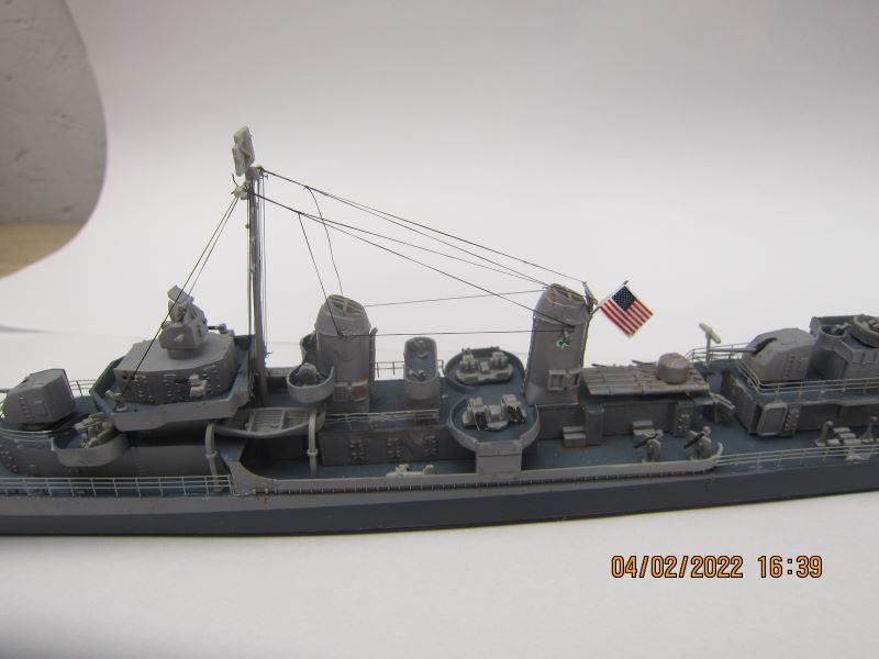 Liberty ship au mouillage [base John Brown Trumpeter 1/350°] de 0582..574 Richard 8ci4