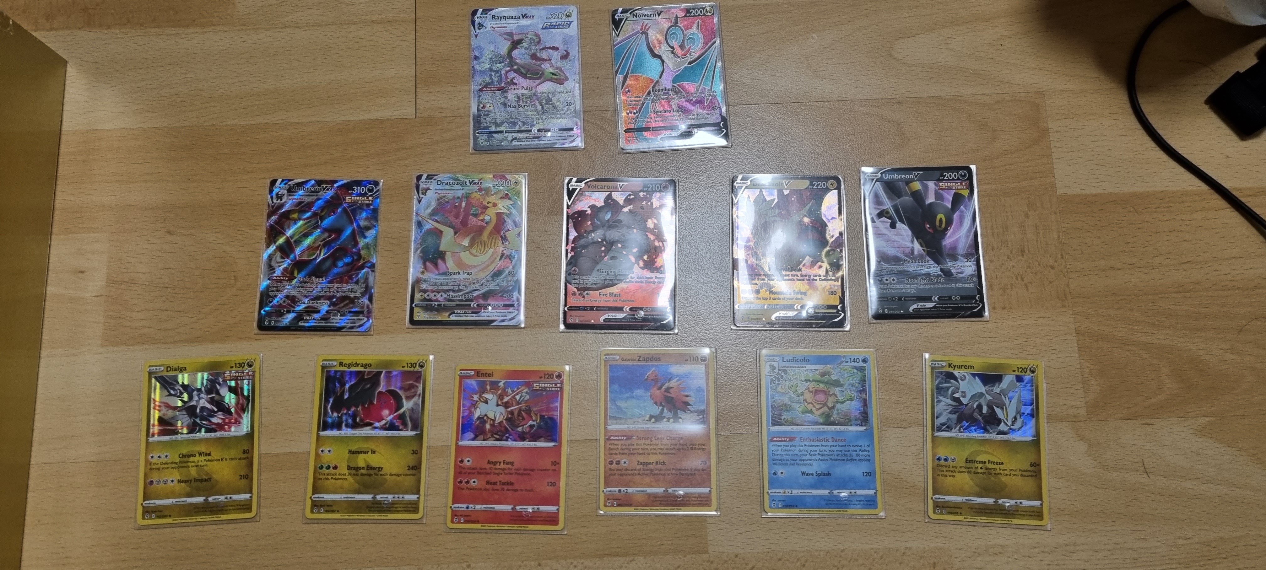 Ratio des boosters/coffrets/ETB EB7 Evolution Celeste/Evolving