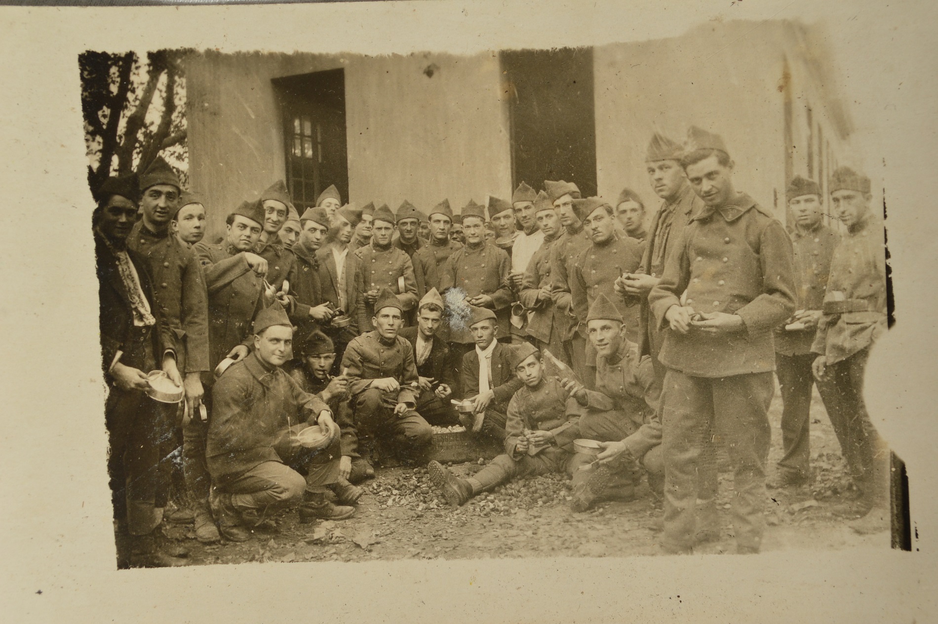 Groupe et portraits de 1926 à plus ancien  Y8uc