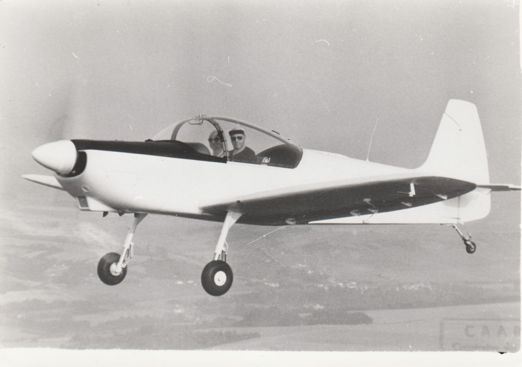 [ Concours "Avions Ecole" ] Mudry CAP 10B Armée de l'Air - L'Arsenal - 1/72.  Iaje