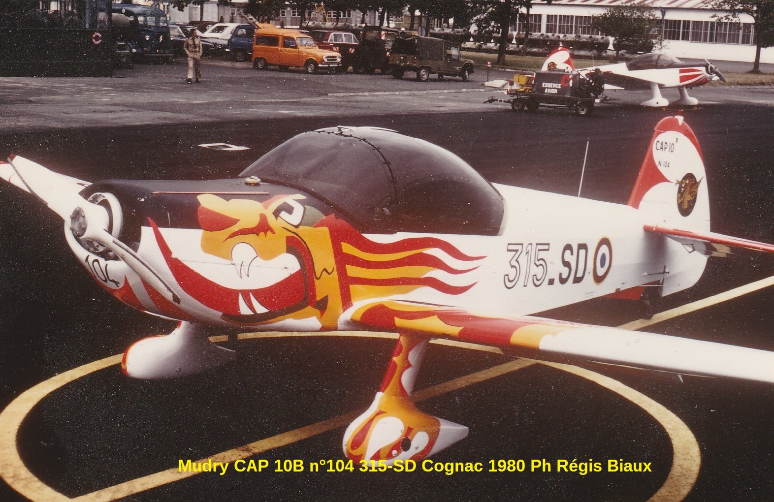 [ Concours "Avions Ecole" ] Mudry CAP 10B Armée de l'Air - L'Arsenal - 1/72.  Nzgq