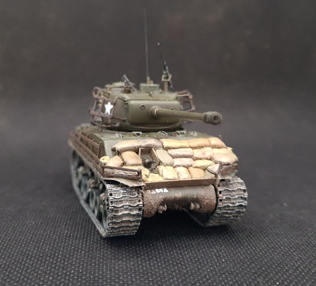 Sherman M4A3E8 Dragon / Dodge PlayMoreIt3D  Allemagne 1945 1idl