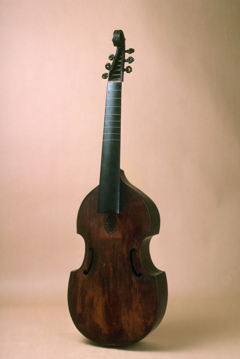 (Lutherie) Basse de viole 6 cordes (H.Jaye) 50x6