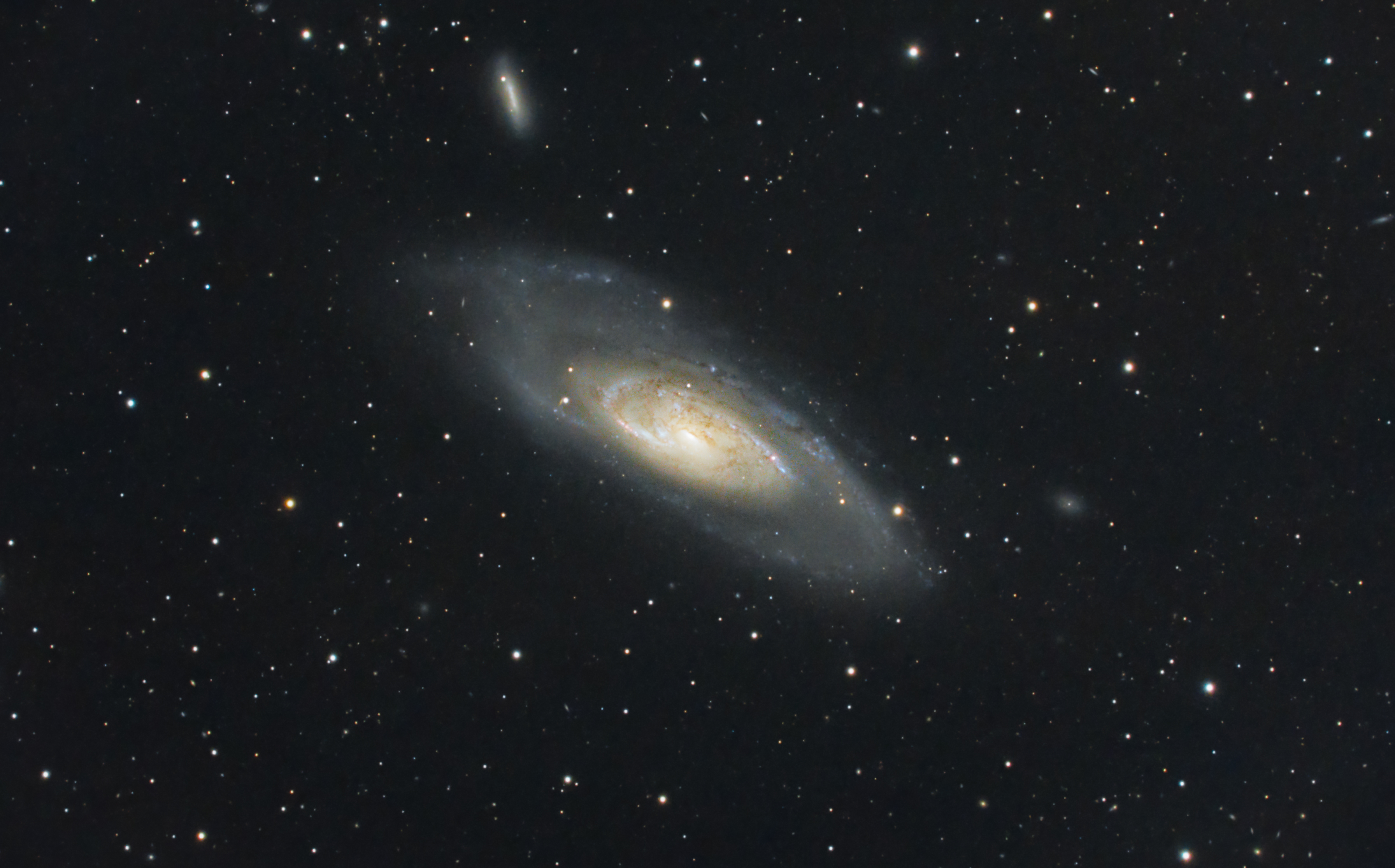 (Galaxie) M106 8qwn