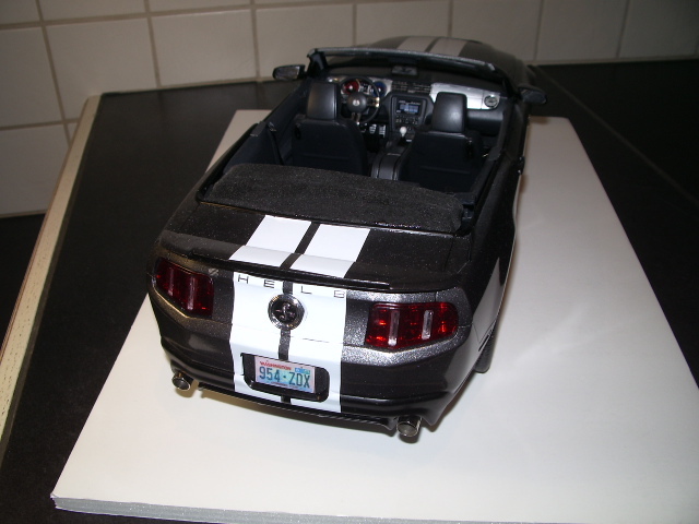 Mustang SHELBY GT 500 convertible de 2010 de chez revell au 1/12 - Page 6 Vn8m