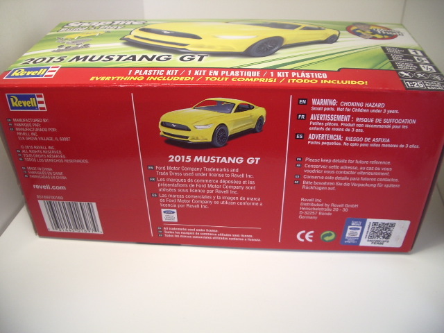mustang GT 2015 de chez revell au 1/25 Yfg4