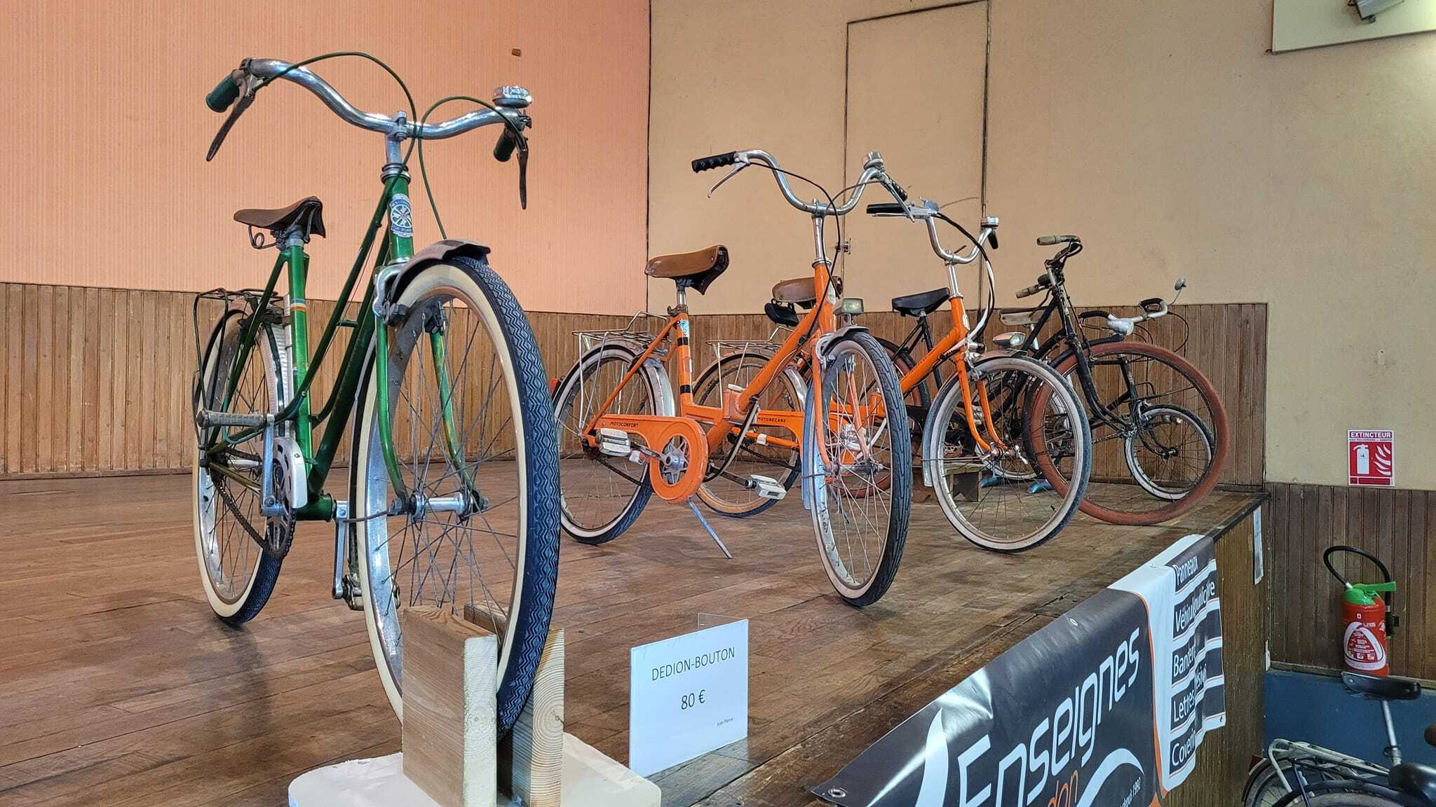 Bourse/expo vélo  à Bourges S7he