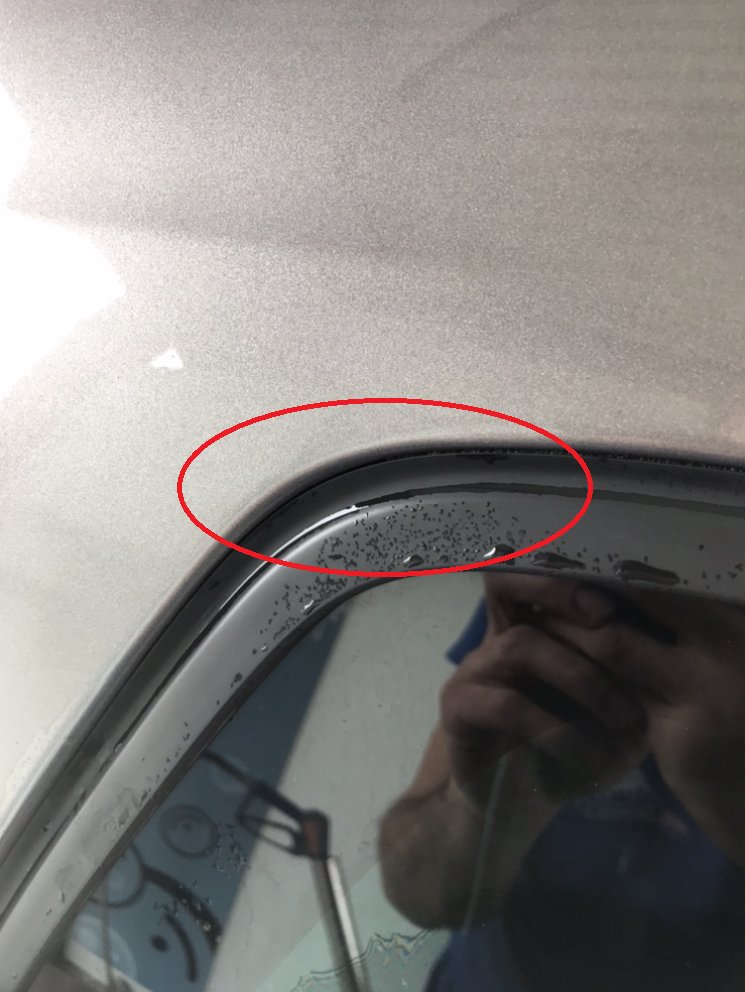 Comment réparer les joints d'étanchéité de vos portes de voiture