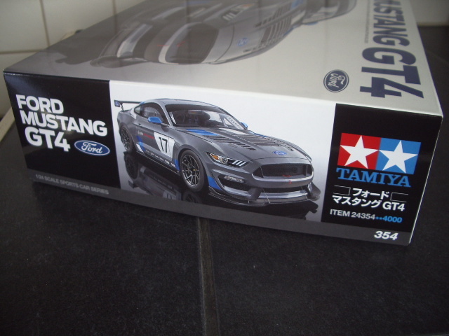 mustang GT4 2019 de chez tamiya au 1/24 Q7vx