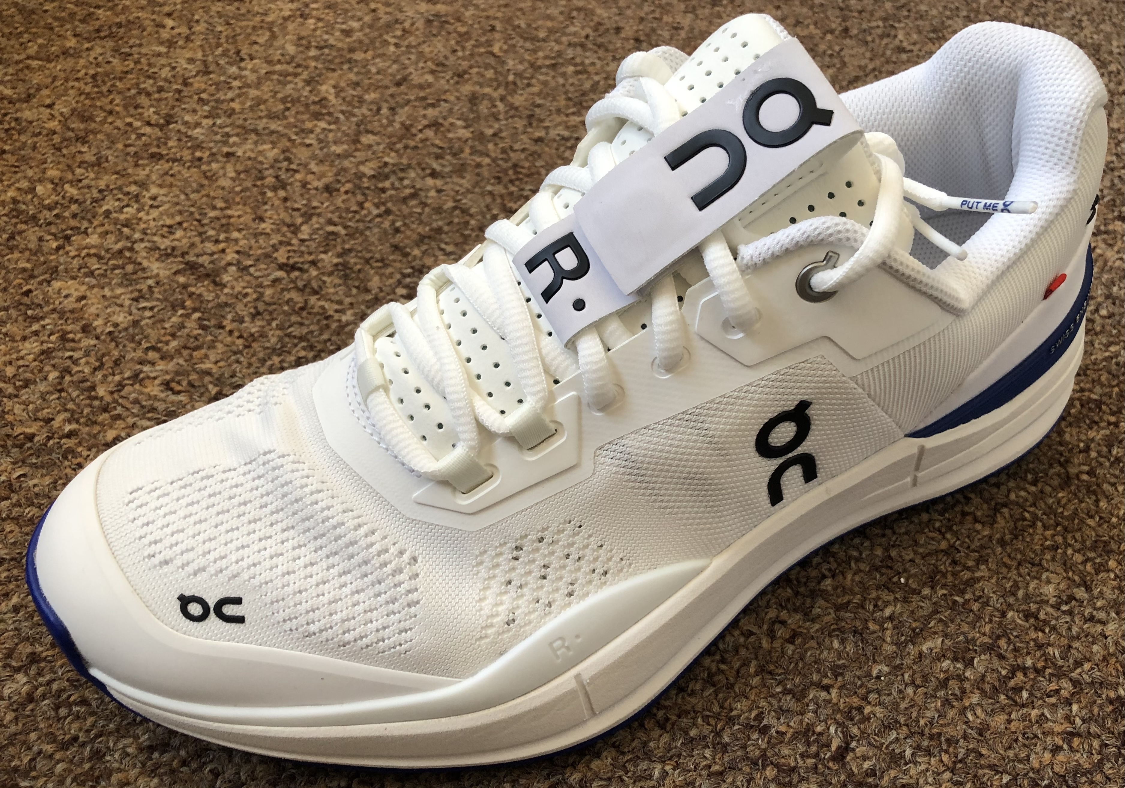 https://zupimages.net/up/22/15/grp2.jpeg