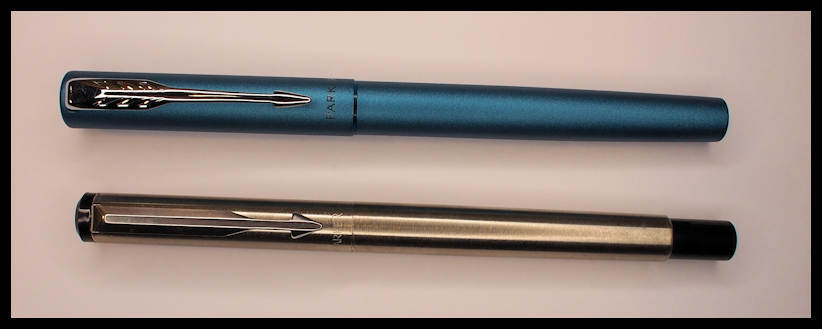 Stylo plume Parker Vector bleu avec 5 cartouches