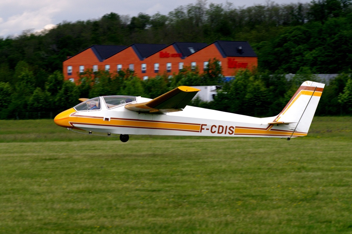 [Concours "Avions Ecole"] Wassmer WA30 Bijave - FSC Dujin - 1/72 E6yc